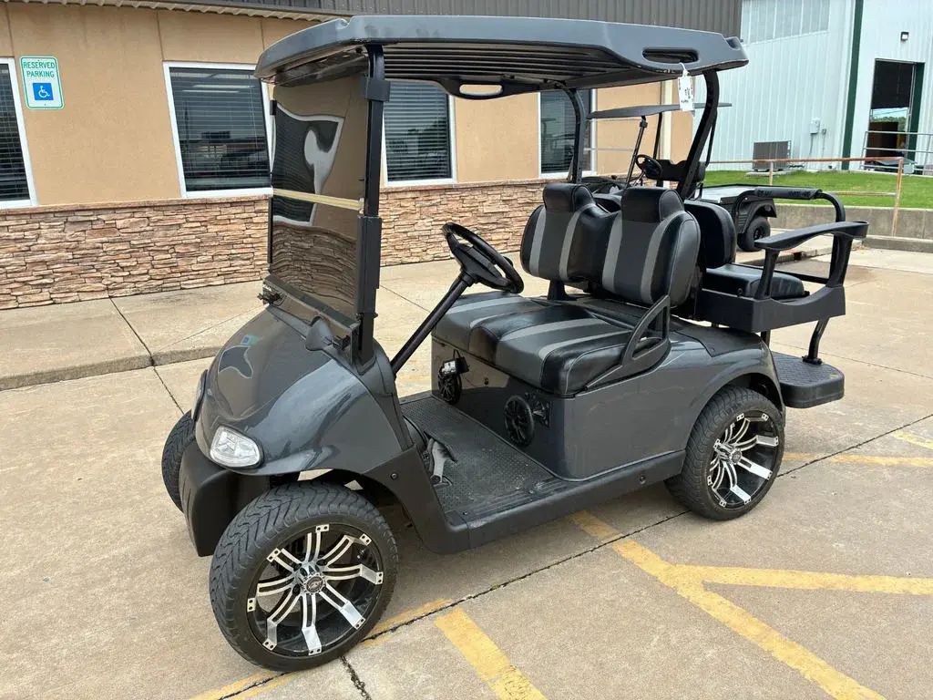 2008 E-Z-GO RXV photo 1