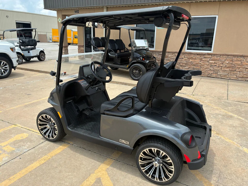2026 E-Z-GO Freedom ELiTE Lithium photo 3