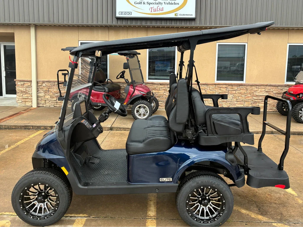 2026 E-Z-GO RXV ELiTE Lithium photo 2