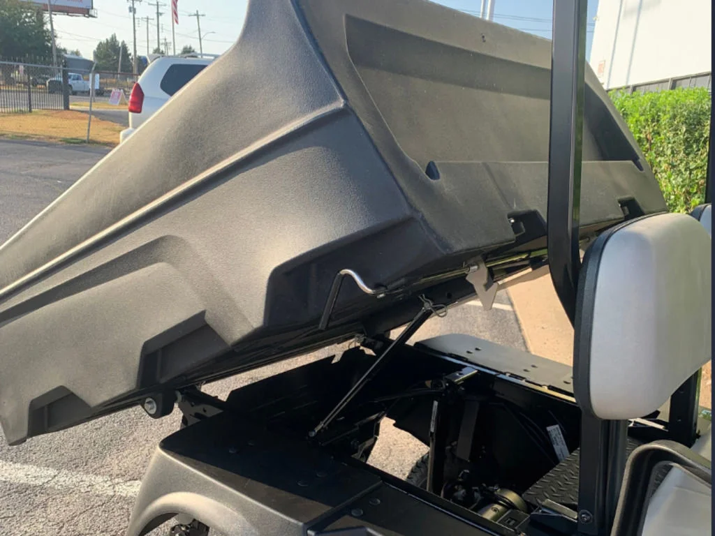 2027 Cushman Hauler 1200X photo 6