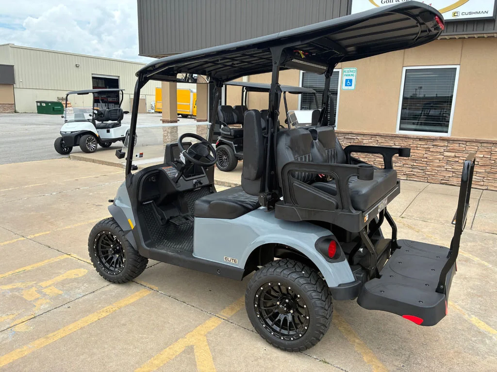 2026 E-Z-GO RXV ELiTE Lithium photo 3