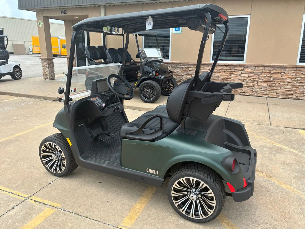 2026 E-Z-GO Freedom ELiTE Lithium photo 3