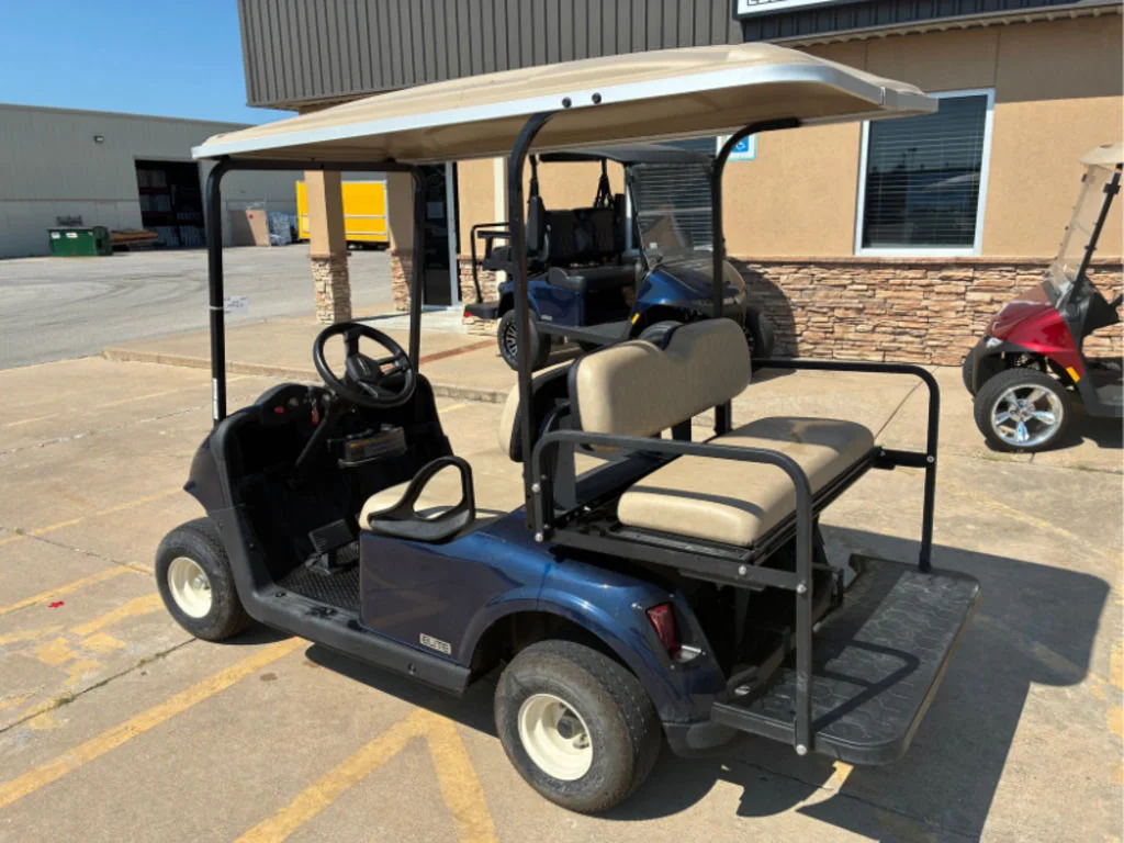 2021 E-Z-GO RXV ELiTE Lithium photo 3