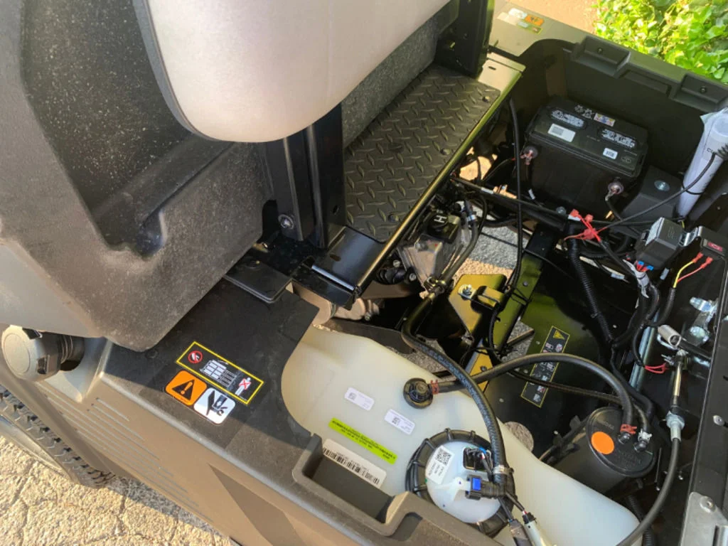 2027 Cushman Hauler 1200X photo 5