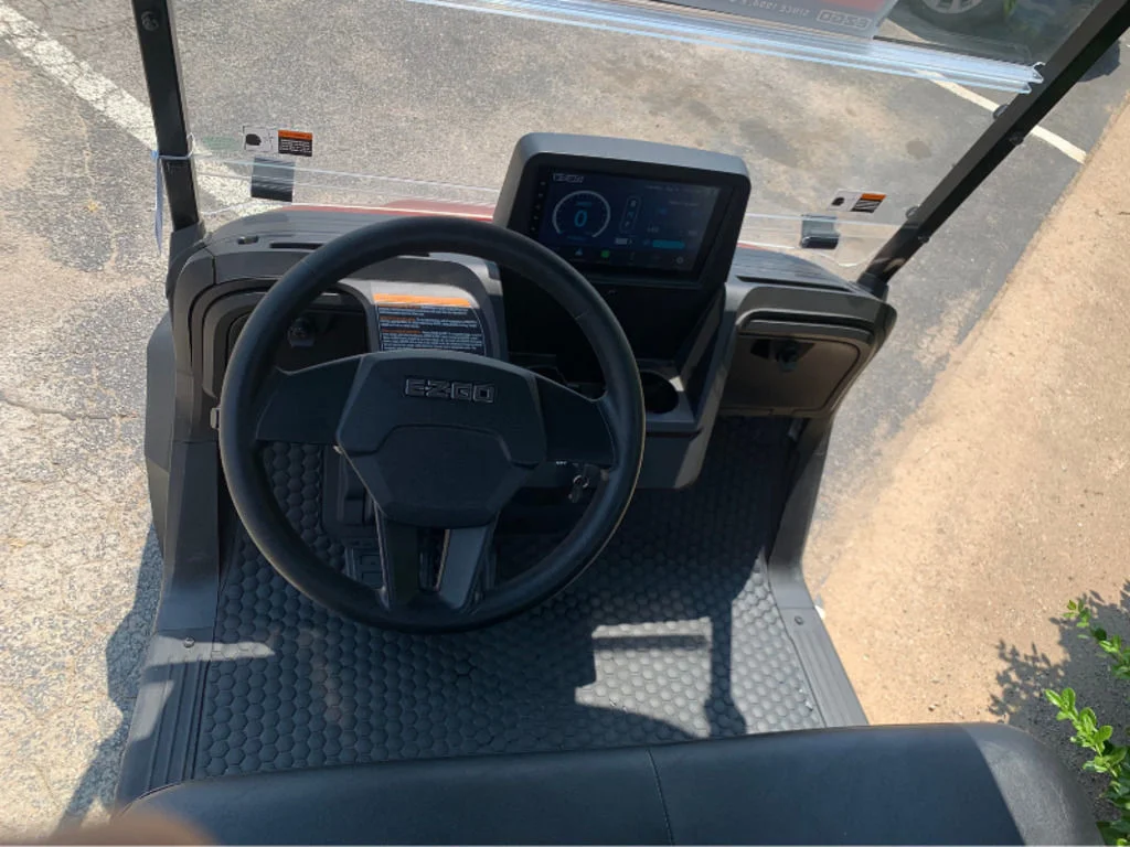 2026 E-Z-GO RXV photo 5