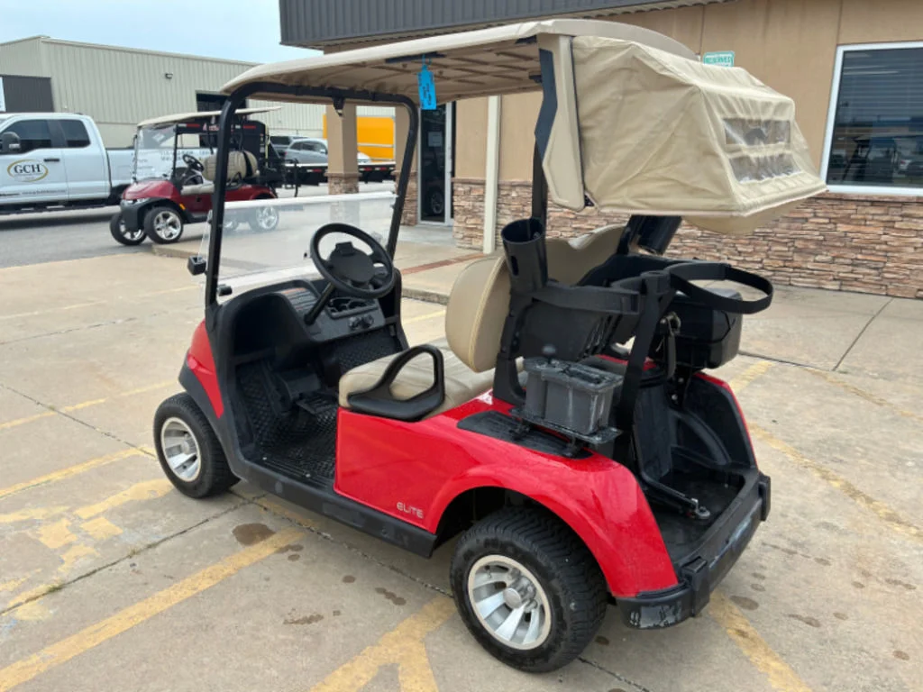 2024 E-Z-GO RXV ELiTE Lithium photo 3