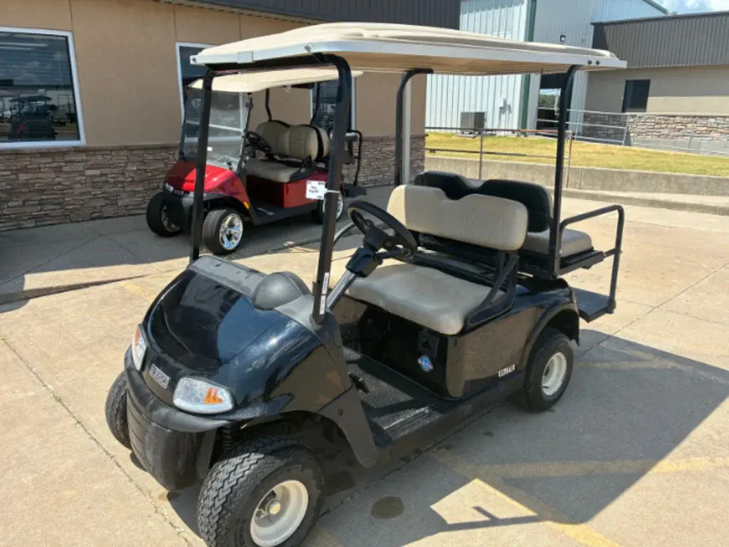 2021 E-Z-GO RXV ELiTE Lithium photo 1