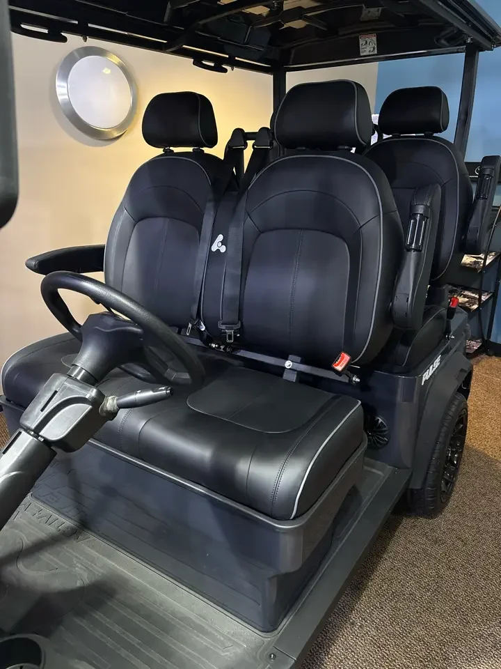 2026 Active EV Pulse 4 FORWARD photo 7