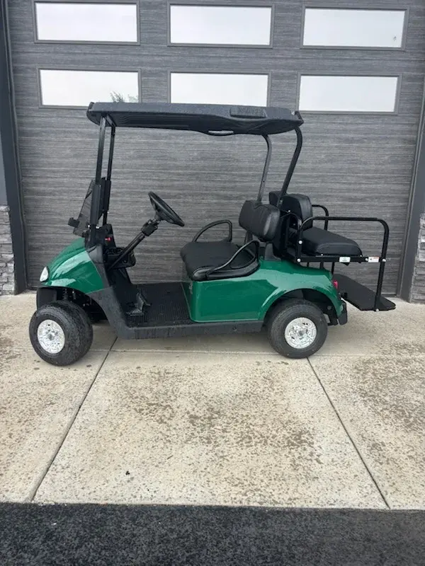 2021 E-Z-GO RXV ELiTE Lithium photo 1