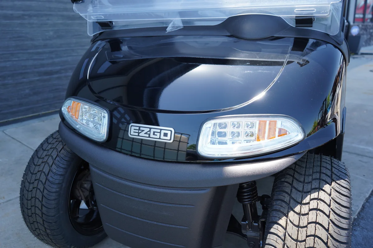 2021 E-Z-GO RXV ELiTE Lithium photo 5