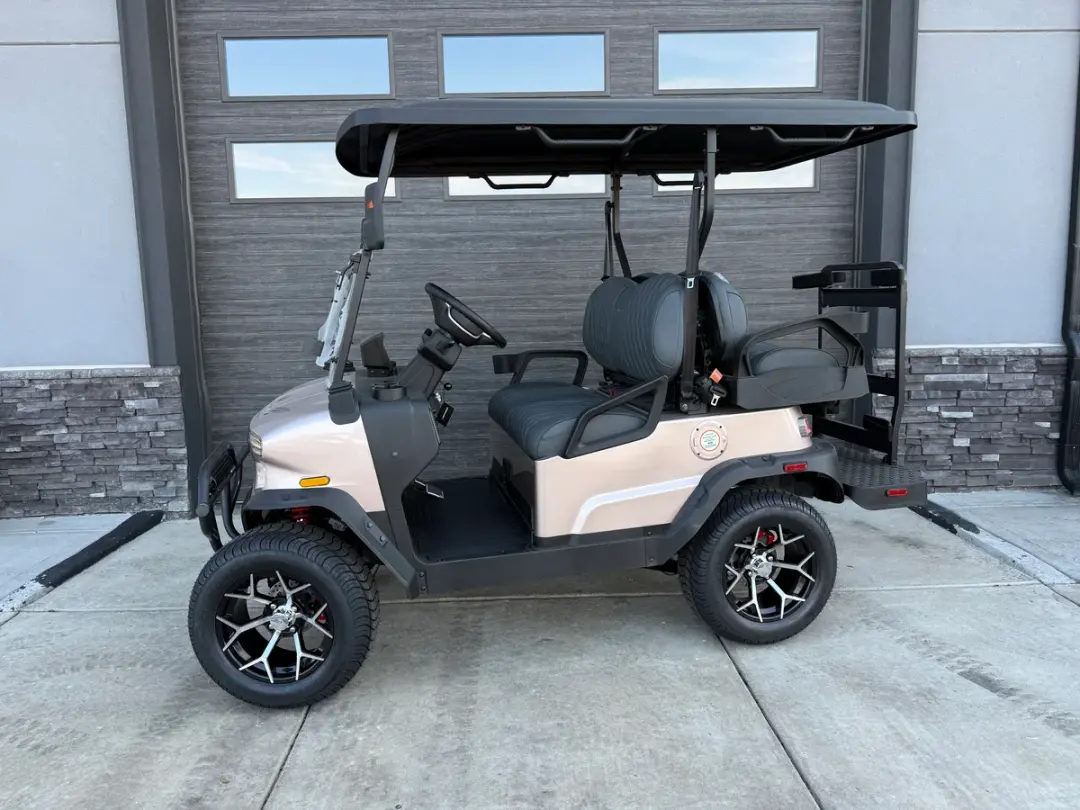 2026 Denago Nomad XL Champagne photo 1