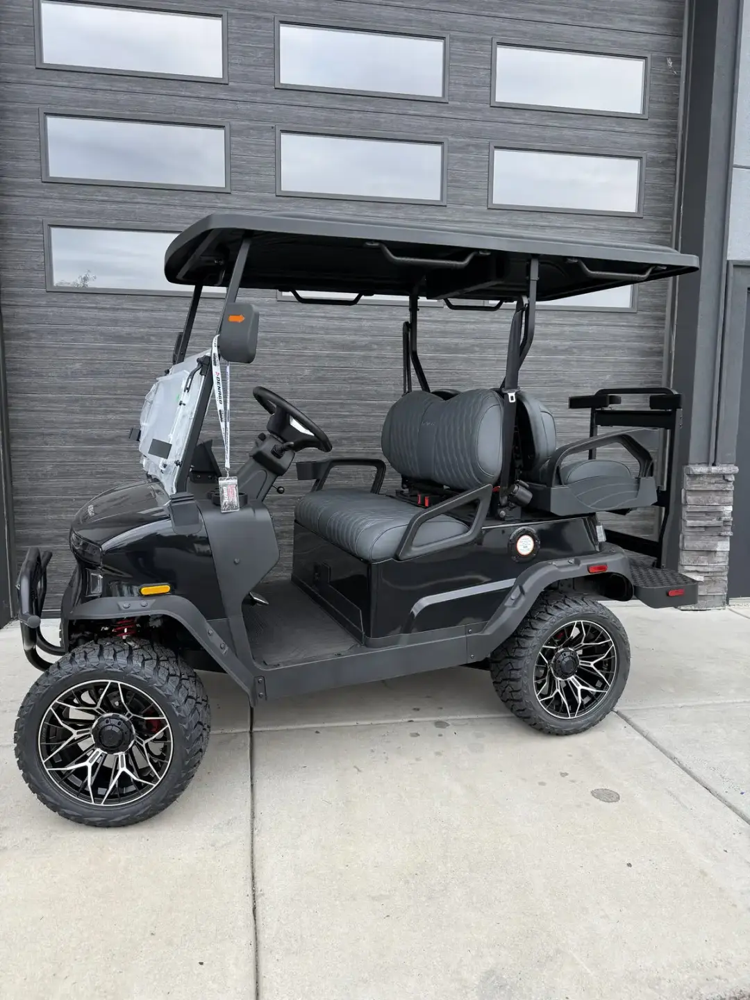 2026 Denago Nomad XL Black photo 1