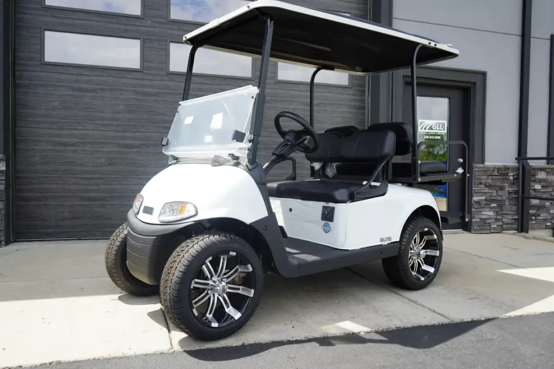 2021 E-Z-GO RXV ELiTE Lithium photo 1