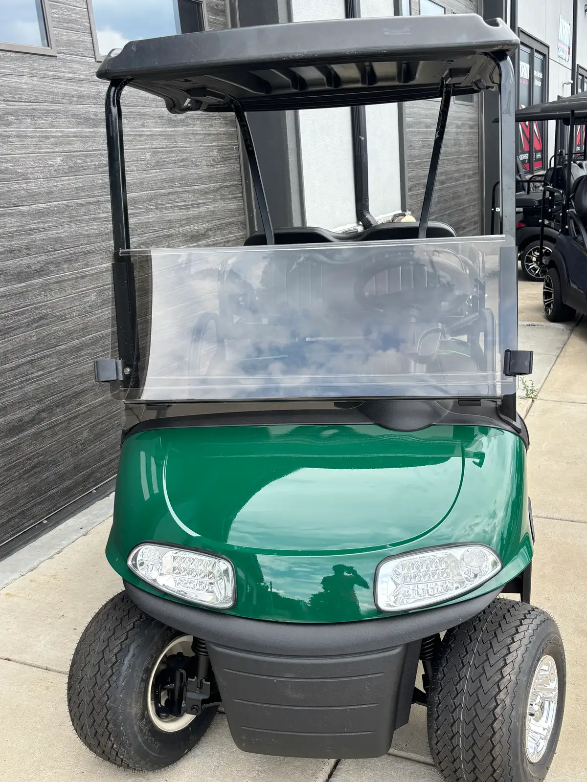 2020 E-Z-GO RXV ELiTE Lithium photo 3