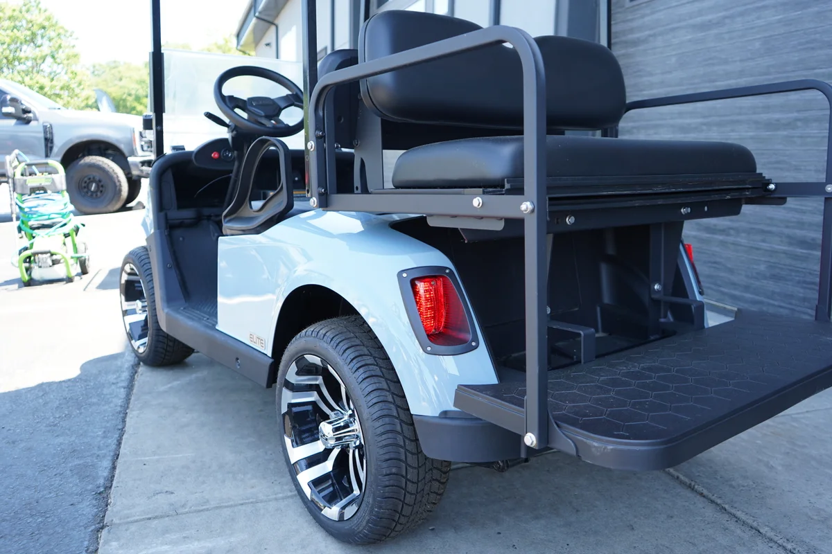 2021 E-Z-GO RXV ELiTE Lithium photo 9