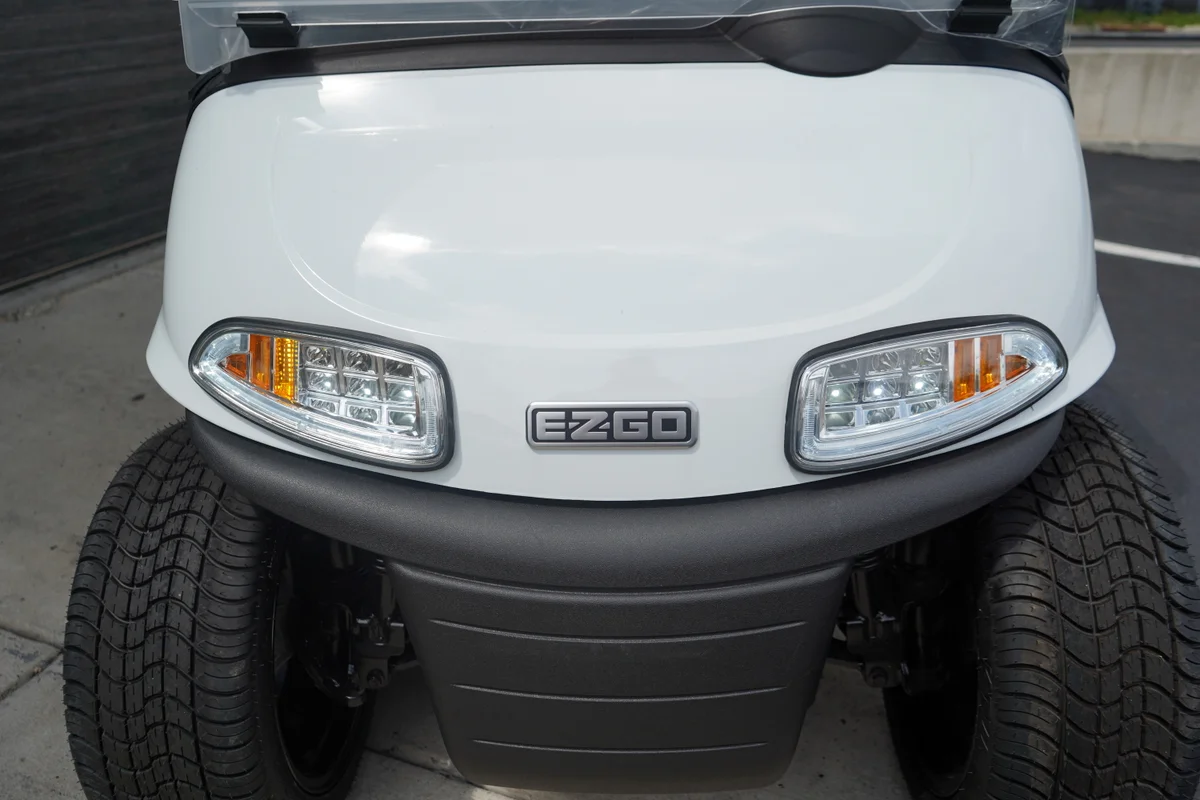 2021 E-Z-GO RXV ELiTE Lithium photo 3