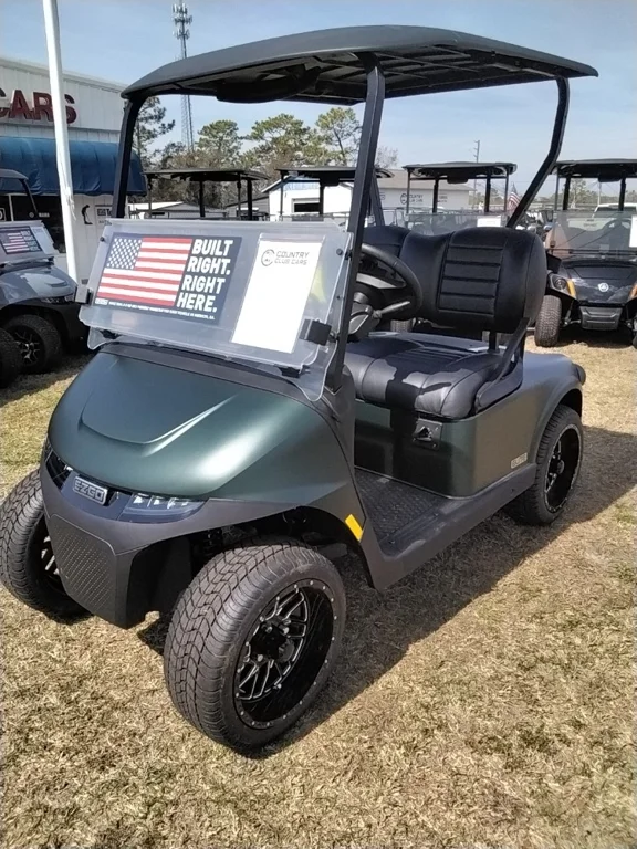 2026 E-Z-GO RXV photo 6