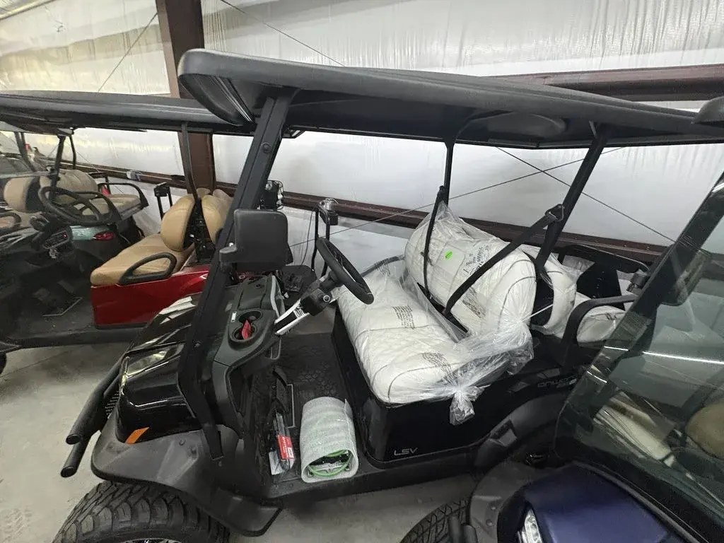 2027 Club Car Onward photo 3