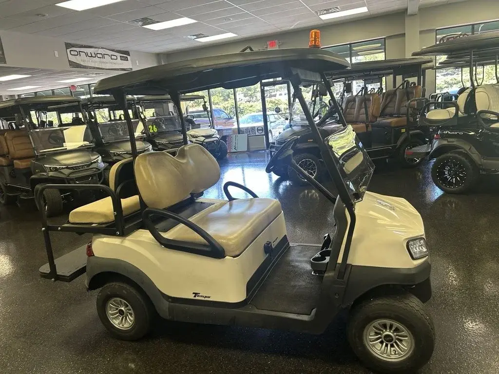 2022 Club Car Tempo photo 2