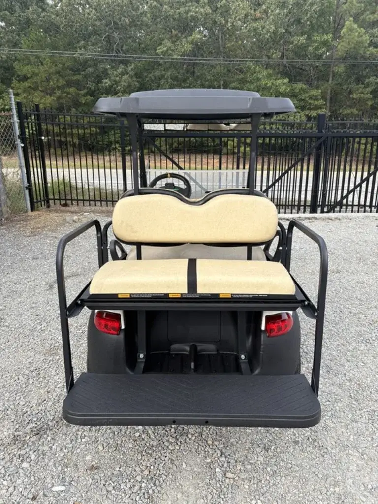 2021 Club Car Precedent photo 3