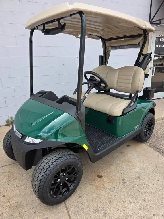 2026 E-Z-GO Freedom ELiTE Lithium photo 1