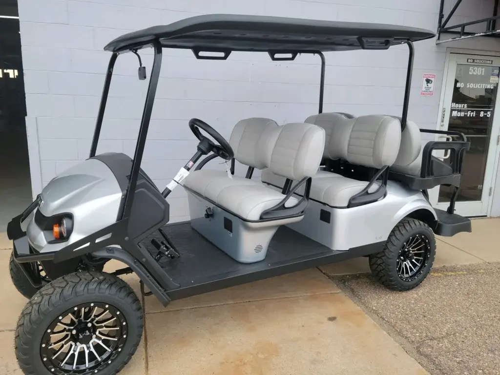 2023 E-Z-GO Express photo 1