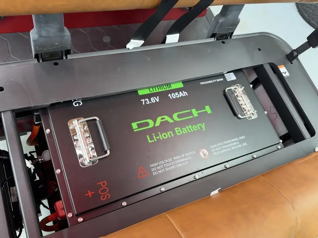 2027 DACH Apollo photo 26