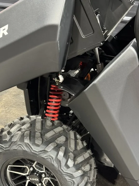 2026 Kandi INNOVATOR ALL WHEEL DRIVE 75V LITHIUM UTV photo 7