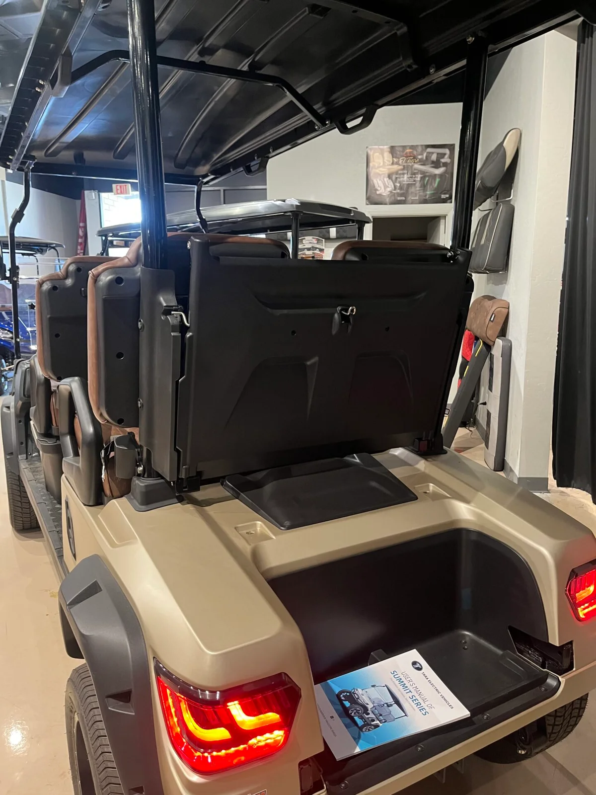 2026 Tara Summit Air 4 Road AIR 4+0 WITH 160AH BATTERY, CUSTOM WHEELS AND TIRES, AND COLLAPSABLE REAR STORAGE photo 9