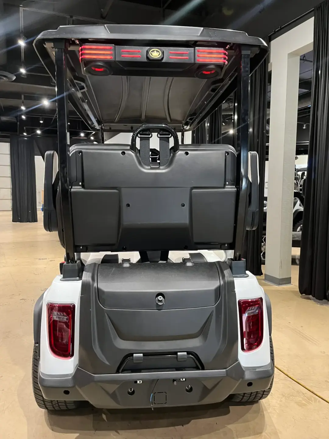 2027 Evolution D5 Ranger 4 PLUS WITH CUSTOM WHEELS, LITHIUM BATTERY, APPLE CARPLAY, AND MORE! photo 4