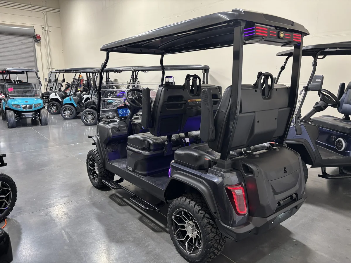 2027 Evolution D5 Maverick 4+2 photo 4