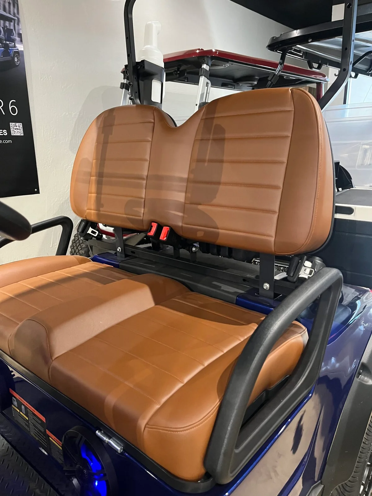 2026 Solana G WITH APPLE CARPLAY, GOLF ACCESSORIES, AND CUSTOM WHEELS AND TIRES photo 9
