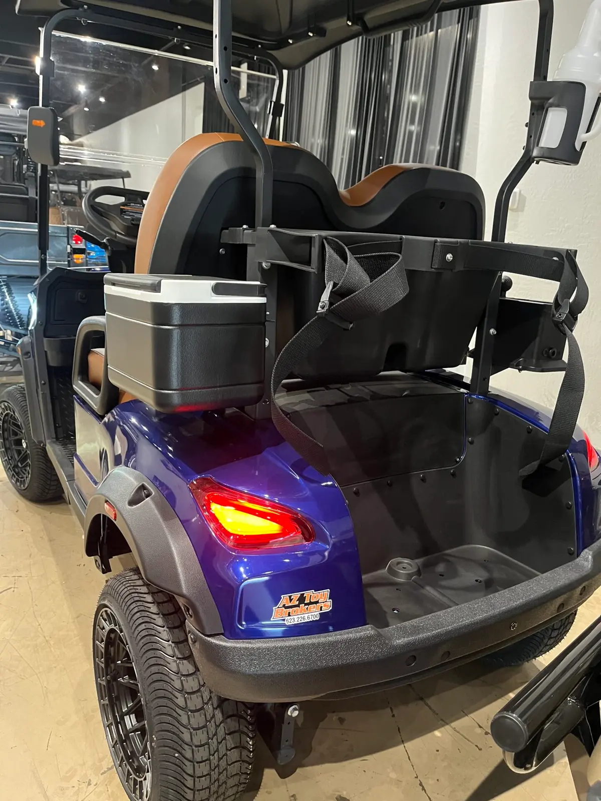 2026 Solana G WITH APPLE CARPLAY, GOLF ACCESSORIES, AND CUSTOM WHEELS AND TIRES photo 11