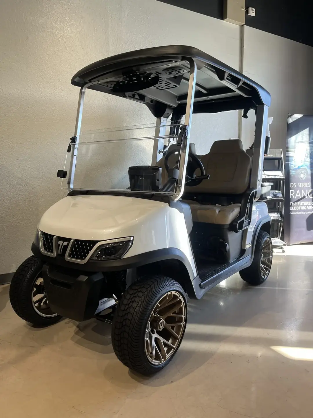2025 Tara Spirit Pro PRO+ WITH LITHIUM BATTERY AND CUSTOM RIMS WITH STOCK ACCESSORIES photo 1