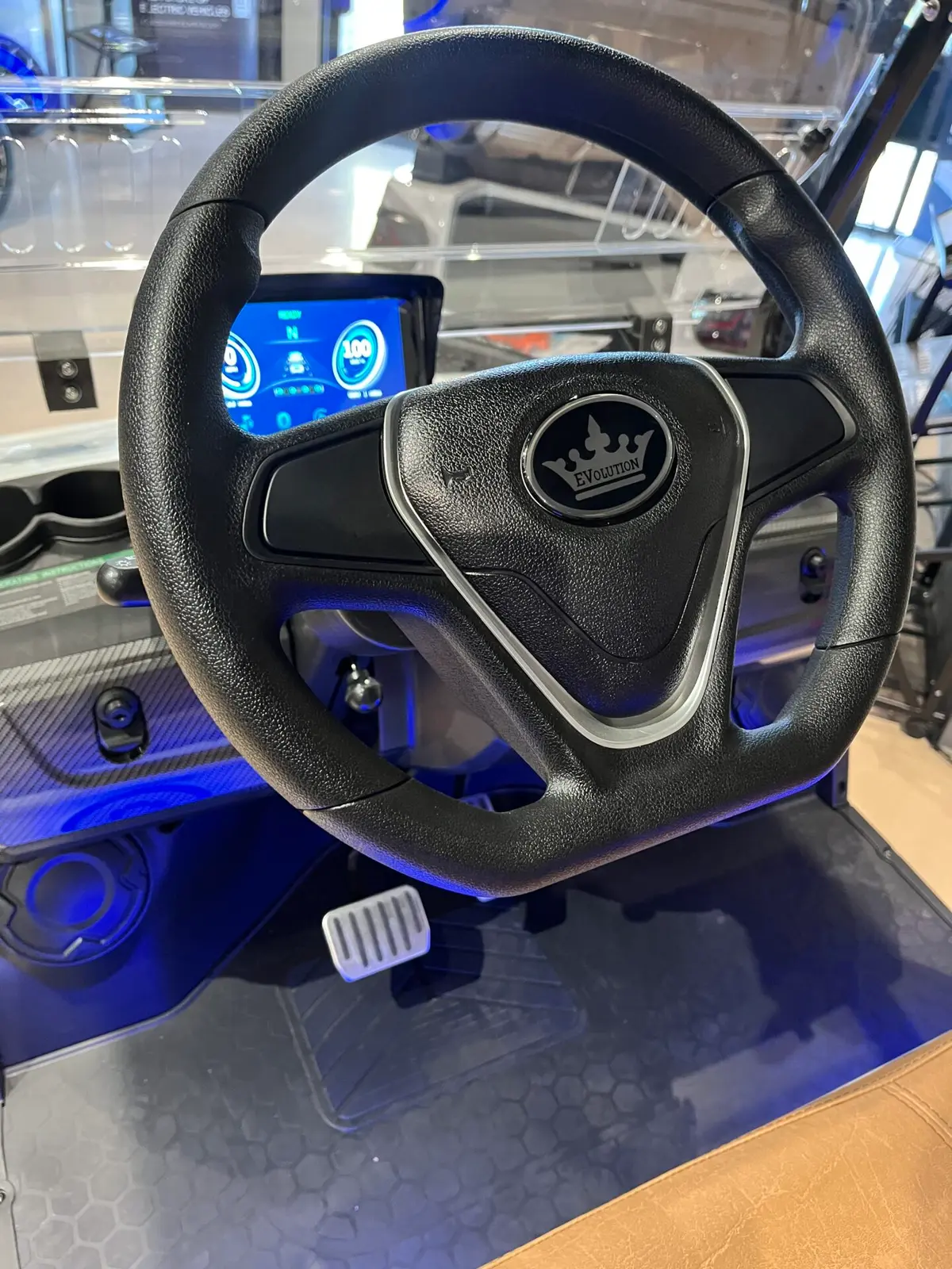 2027 Evolution D5 Ranger 4 PLUS WITH SEATS, WHEELS, LITHIUM ION BATTERY, TOUCHSCREEN, AND MORE! photo 6