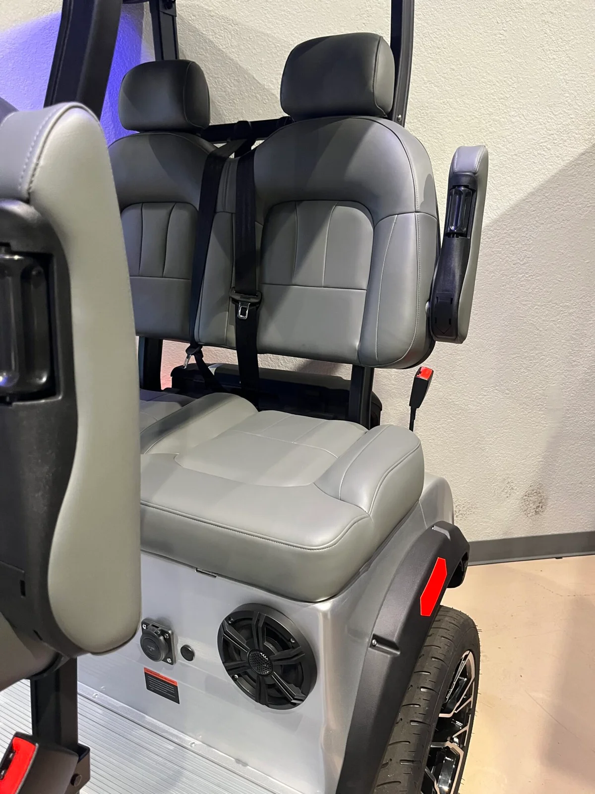 2026 Solana XA 4P 4P WITH 72V LITHIUM ION BATTERY, APPLE CARPLAY, LED, AND MORE! photo 8