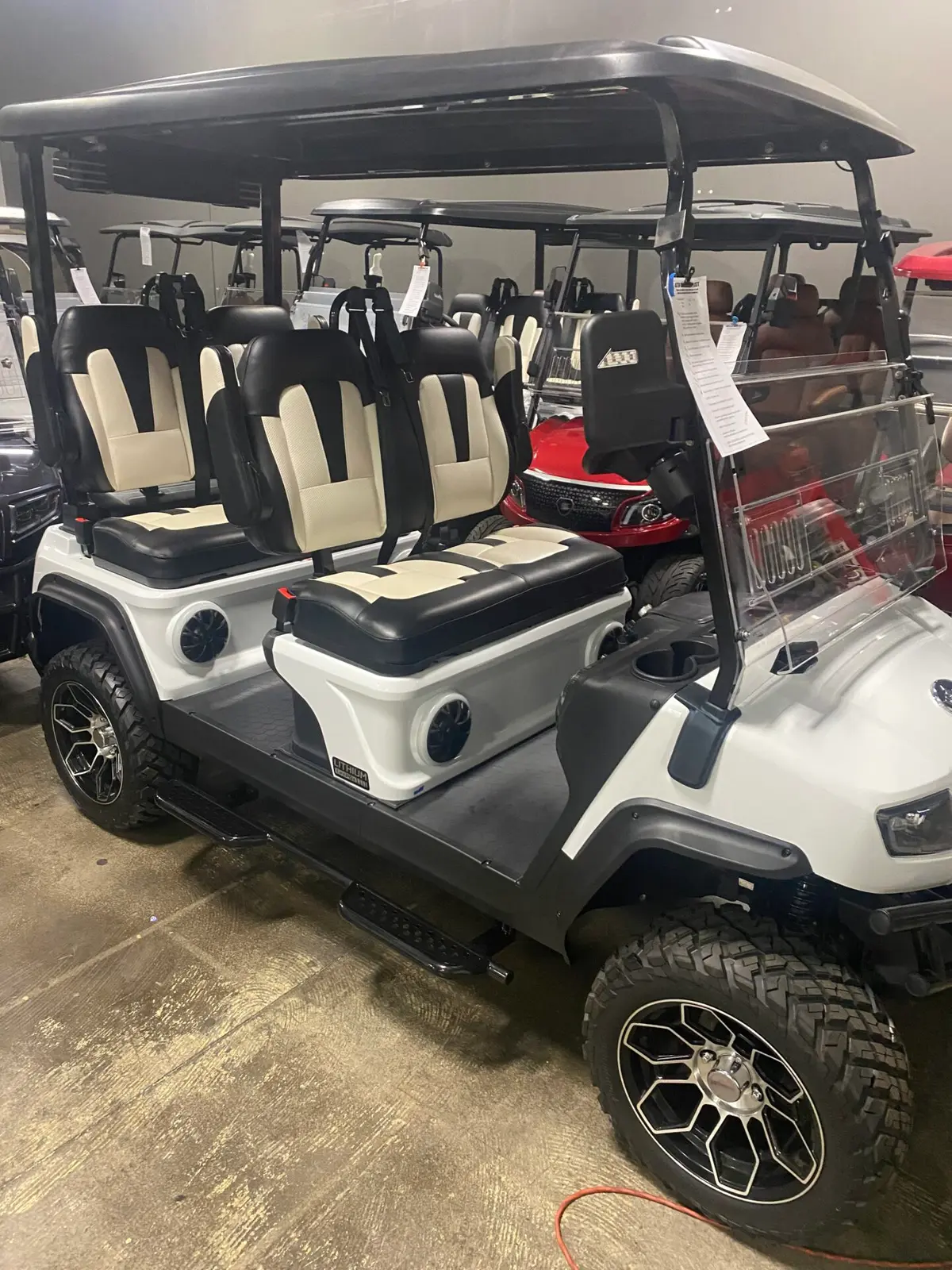 2027 Evolution D5 Maverick 4 photo 2