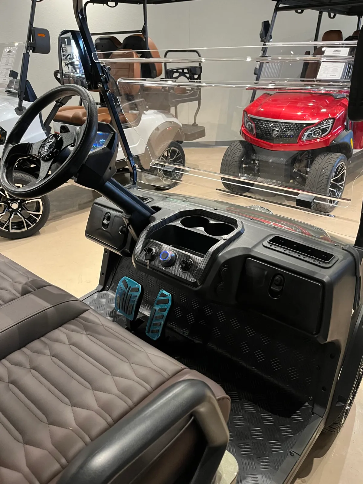2026 Tara Summit Air 4 Road AIR 4 ROAD WITH LITHIUM ION BATTERY, GOLF BAG ATTACHMENT, AND LED LIGHTS photo 9