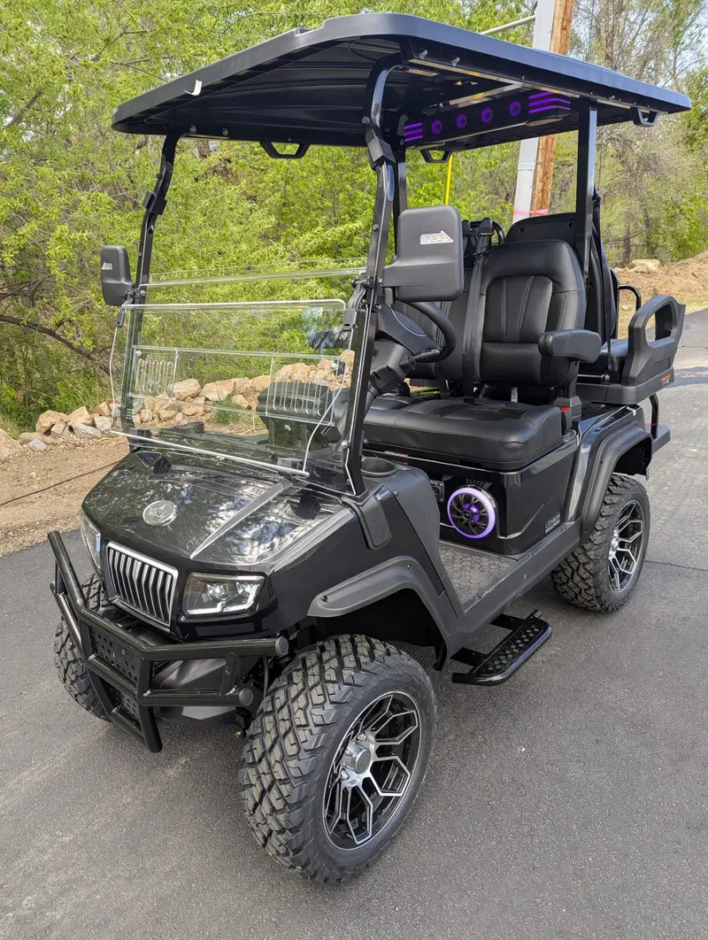 2025 Evolution D5 Maverick 2+2 photo 2