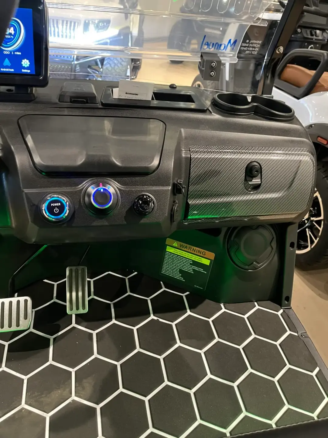 2027 Evolution D5 Maverick 4 PLUS WITH CUSTOM FLOORING, PHONE SLOT, AND MIRROR, AND MORE! photo 7