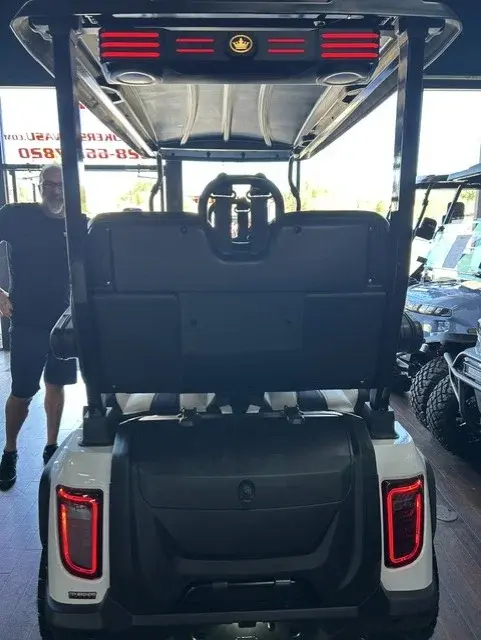2027 Evolution D5 Maverick 4+2 photo 15