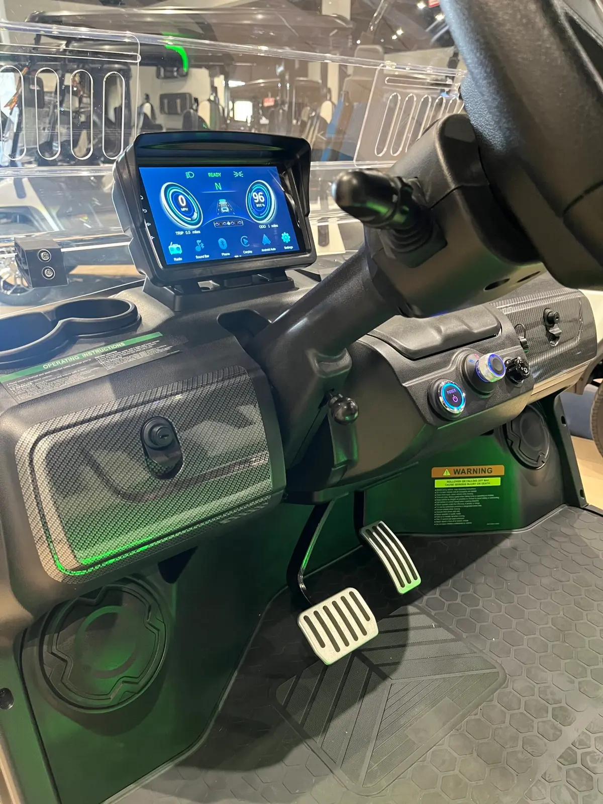 2027 Evolution D5 Ranger 4 PLUS WITH LITHIUM ION BATTERY, APPLE CARPLAY, ELECTRIC MOTOR BRAKE, AND MORE! photo 2