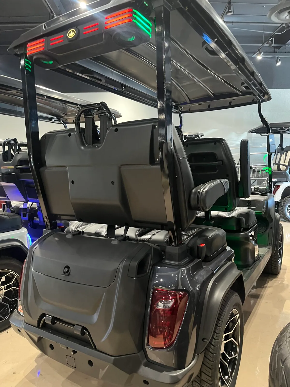 2027 Evolution D5 Ranger 4 PLUS WITH LITHIUM ION BATTERY, APPLE CARPLAY, ELECTRIC MOTOR BRAKE, AND MORE! photo 5