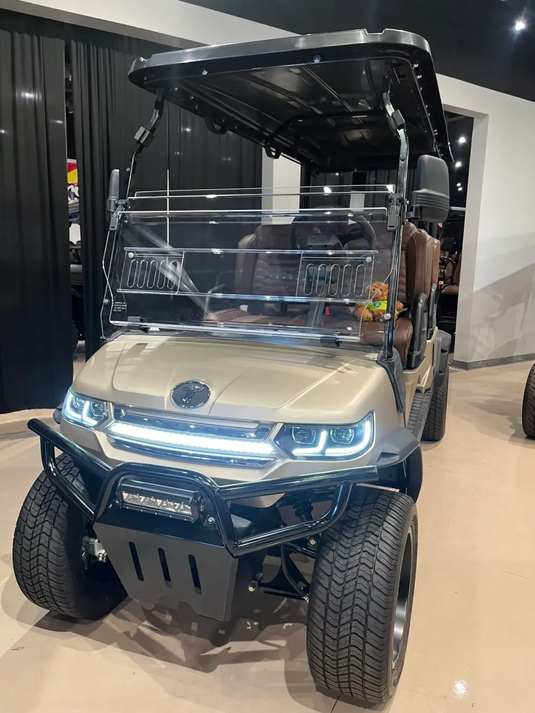 2026 Tara Summit Air 4 Road AIR 4+0 WITH 160AH BATTERY, CUSTOM WHEELS AND TIRES, AND COLLAPSABLE REAR STORAGE photo 1