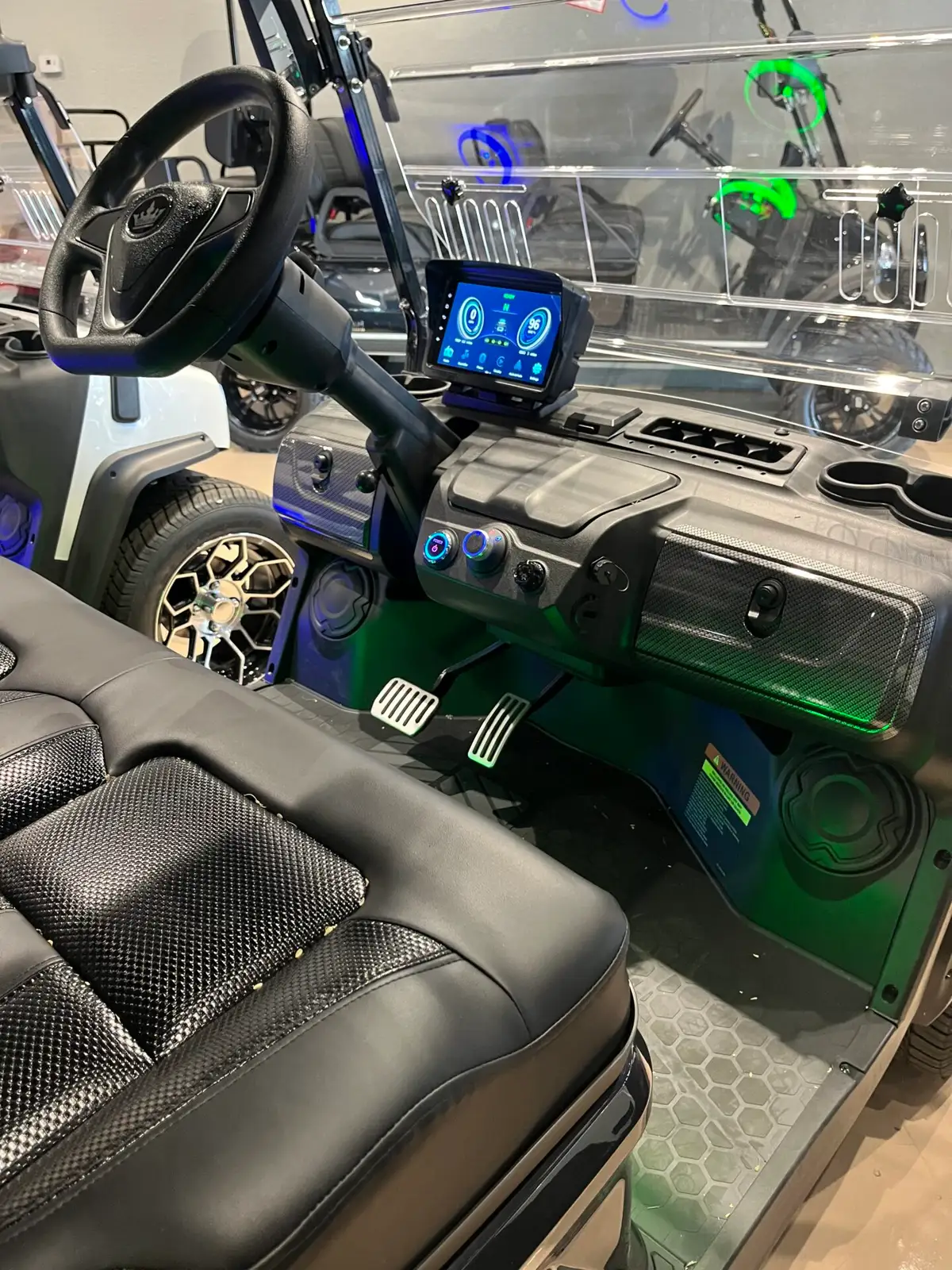 2027 Evolution D5 Ranger 4 PLUS WITH LITHIUM ION BATTERY, APPLE CARPLAY, ELECTRIC MOTOR BRAKE, AND MORE! photo 8