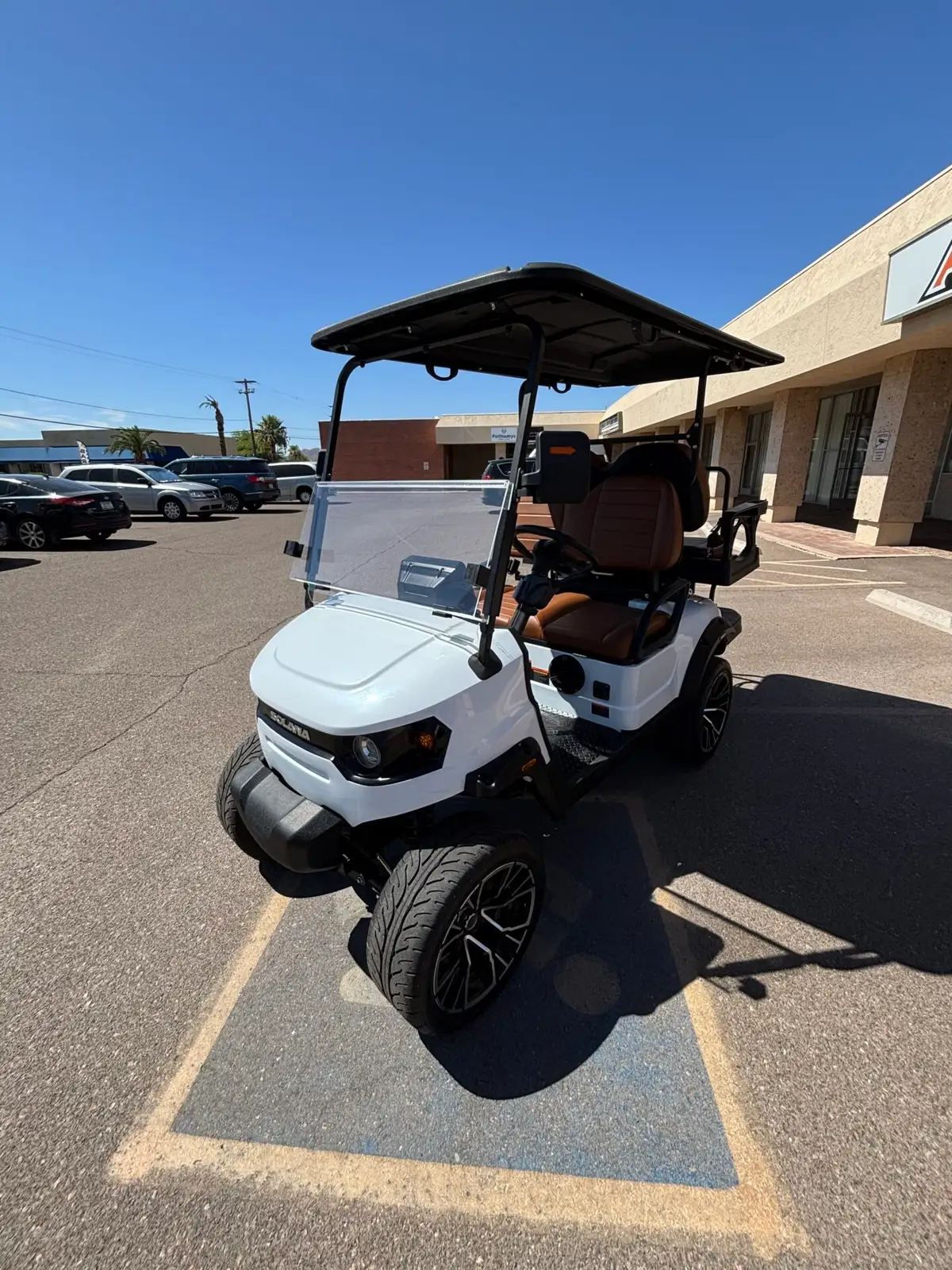 2026 Solana F 4P WITH LITHIUM ION BATTER, TOUCHSCREEN WITH APPLE CARPLAY, AND FLIP DOWN REAR SEAT photo 2