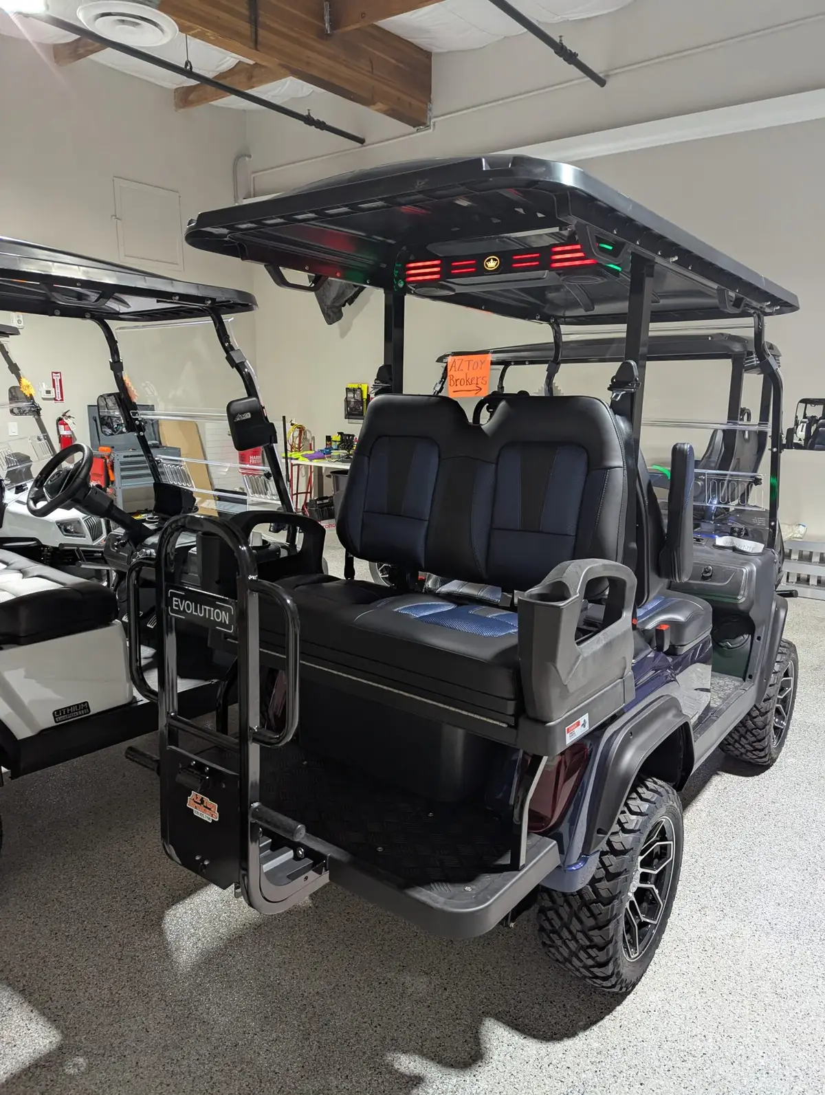 2025 Evolution D5 Maverick 2+2 photo 4