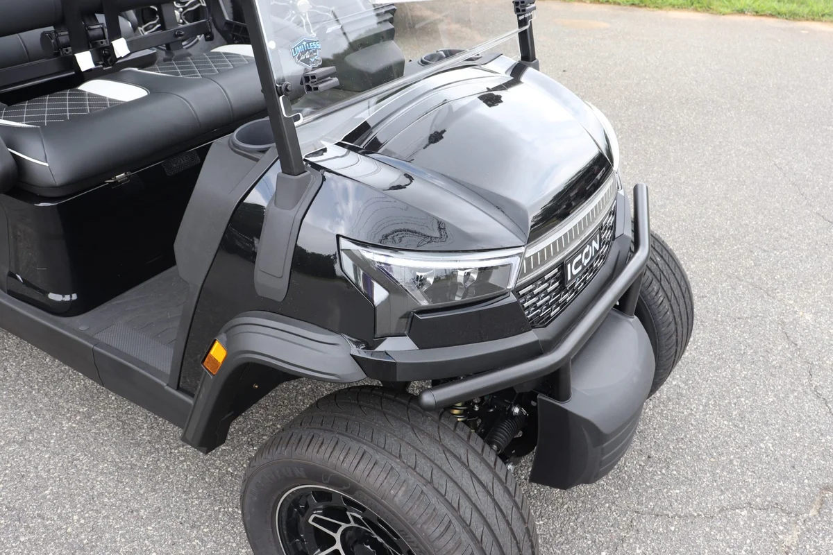 2026 ICON I40FX Black photo 3