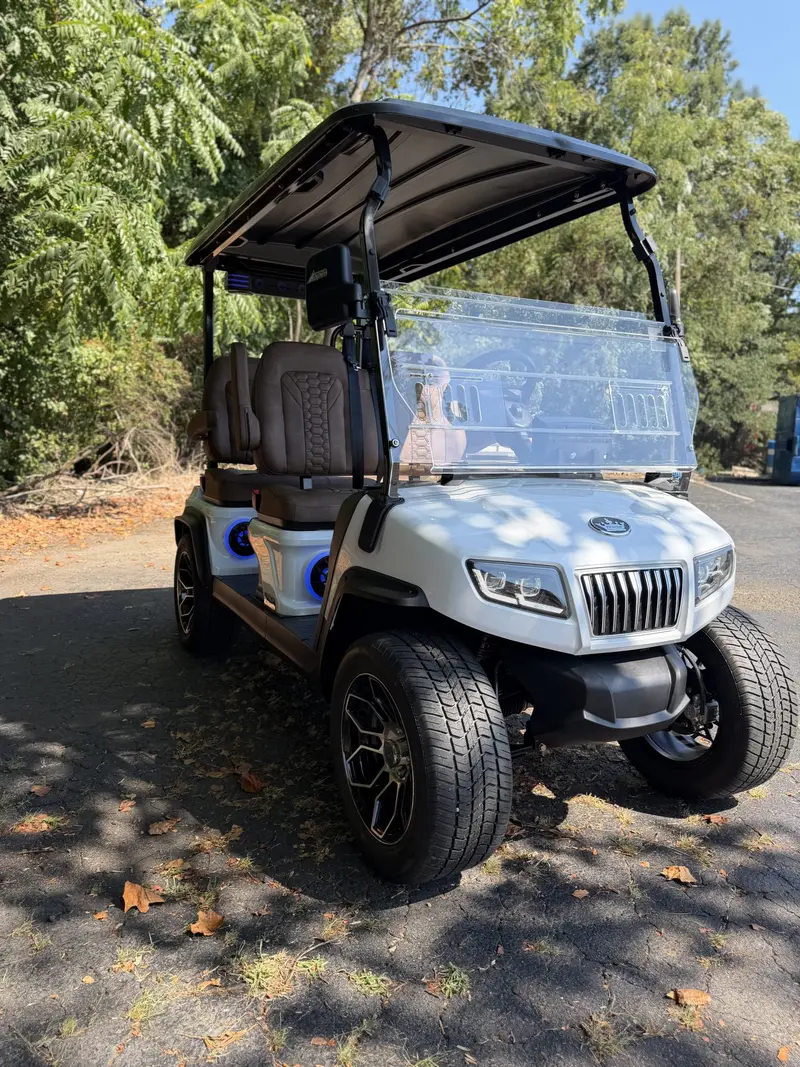 2026 Evolution Ranger 4+ 4+ w/brown seats photo 15