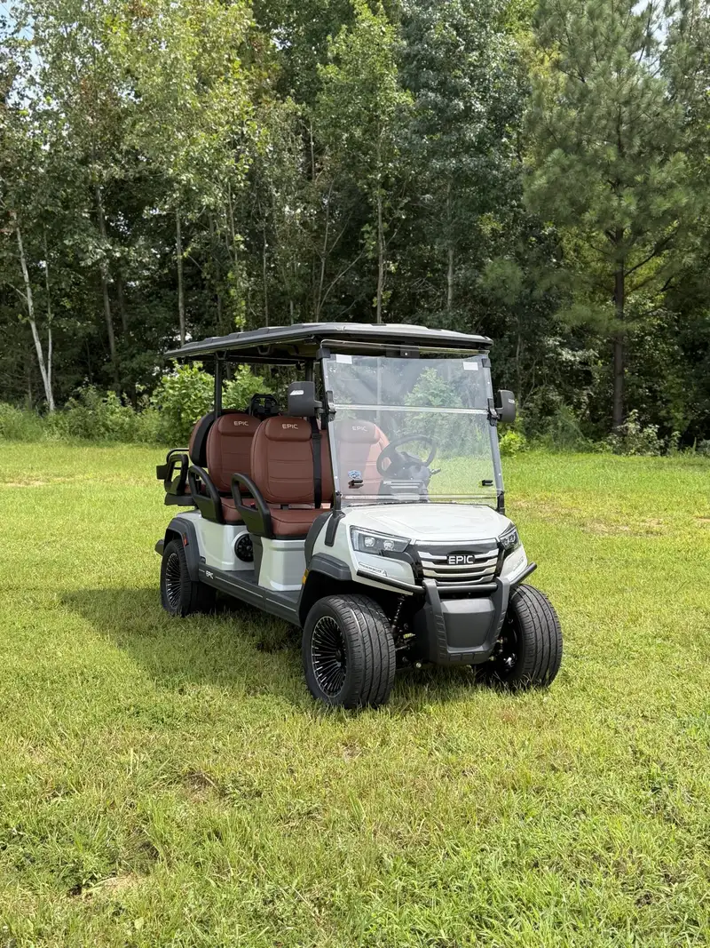 2026 Epic Carts E60FX White photo 2